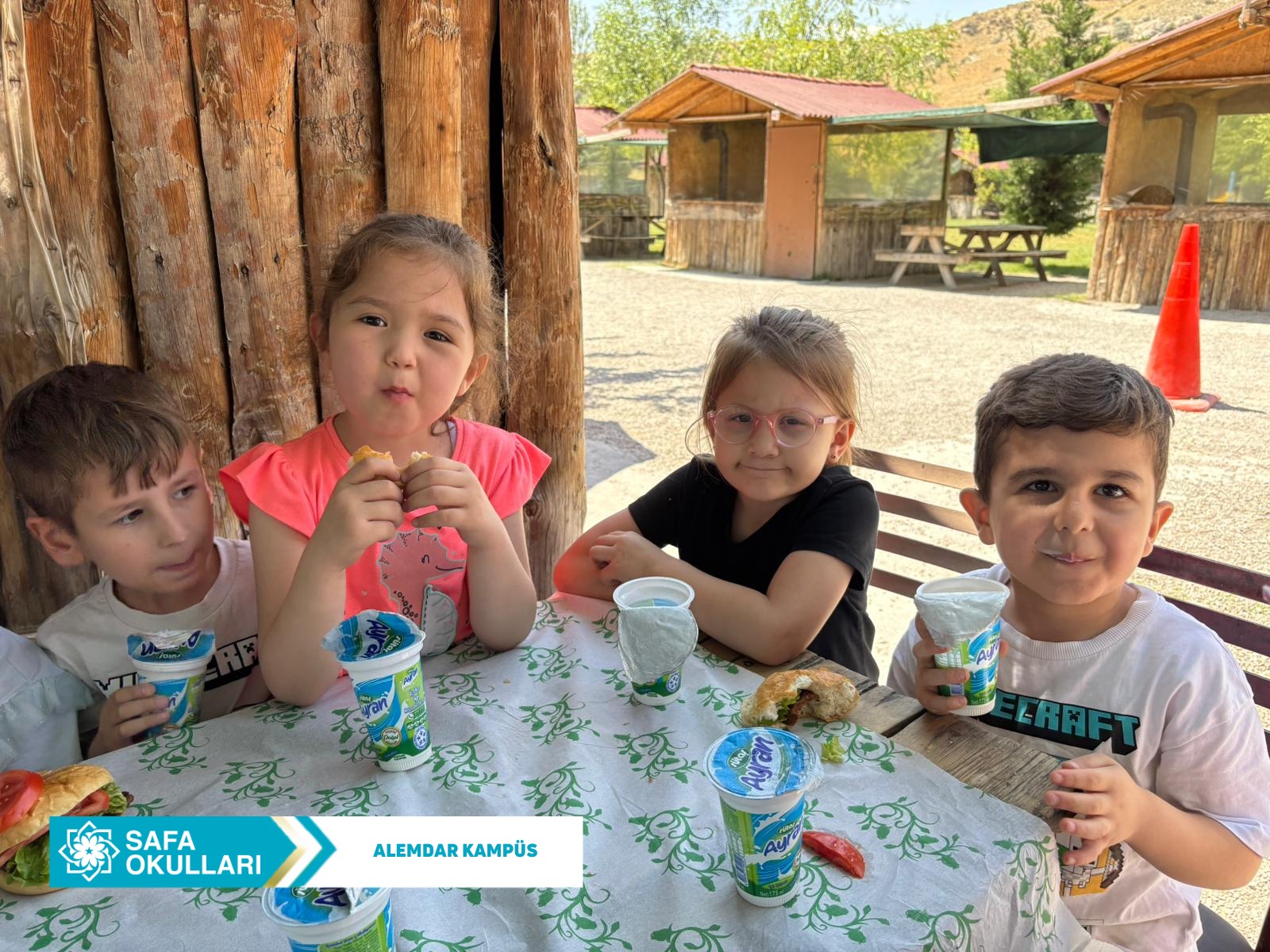 PİKNİK COŞKUSUYLA DOLU BİR GÜN