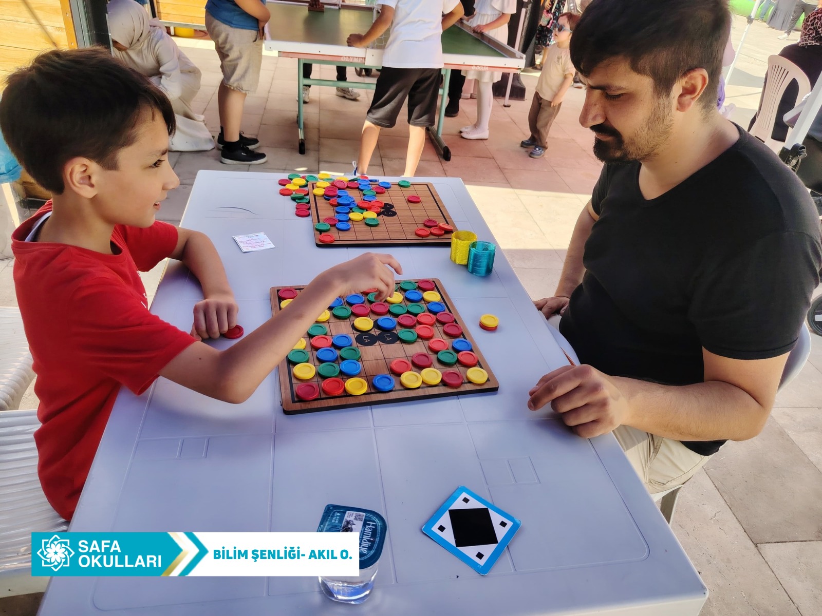 BİLİM ŞENLİĞİNDE AKIL OYUNLARI