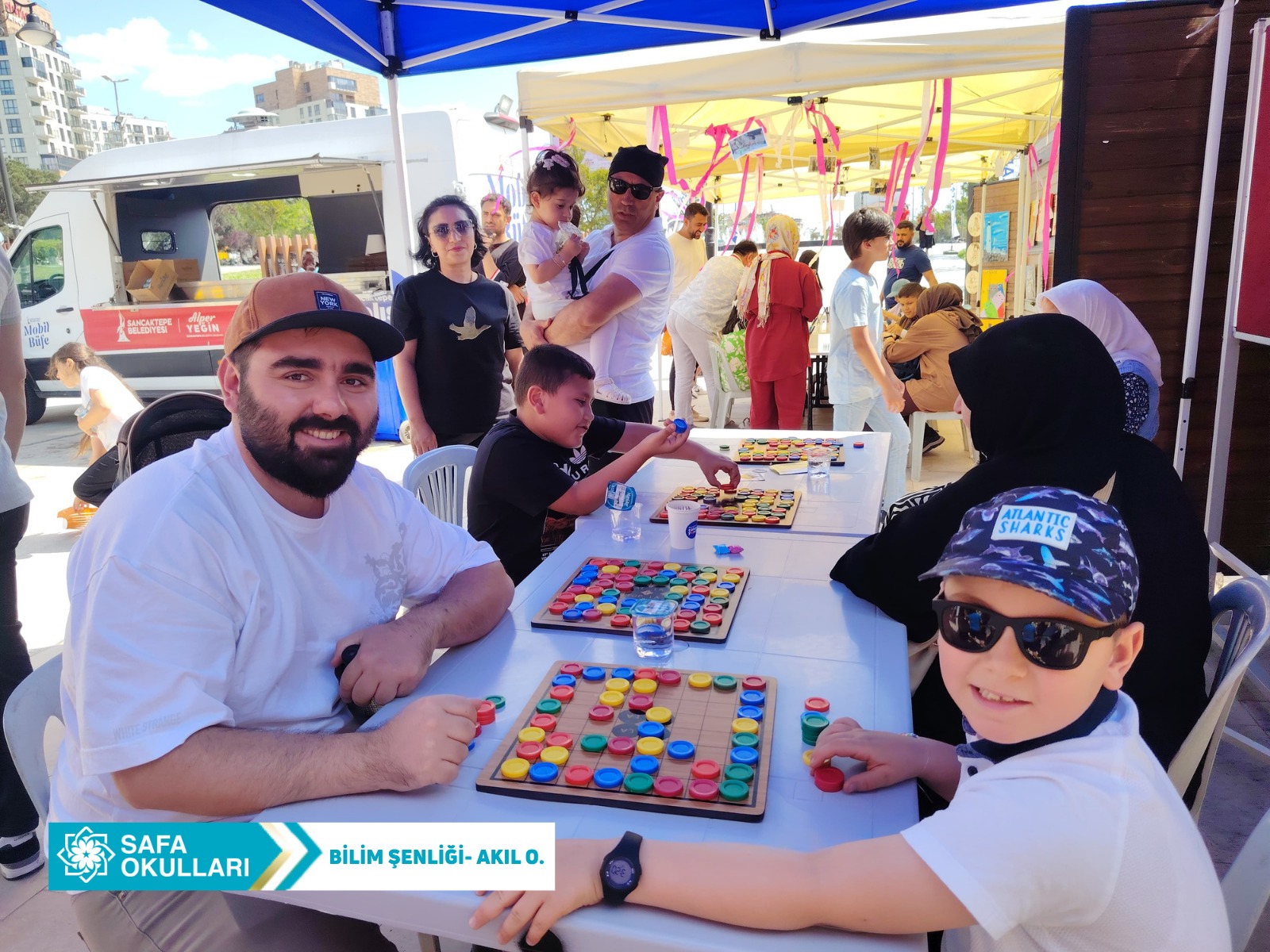 BİLİM ŞENLİĞİNDE AKIL OYUNLARI