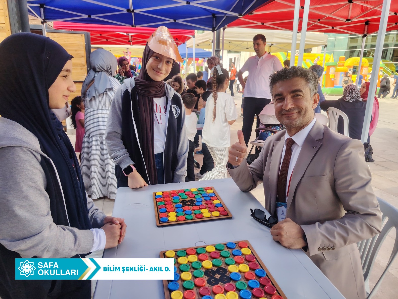 BİLİM ŞENLİĞİNDE AKIL OYUNLARI