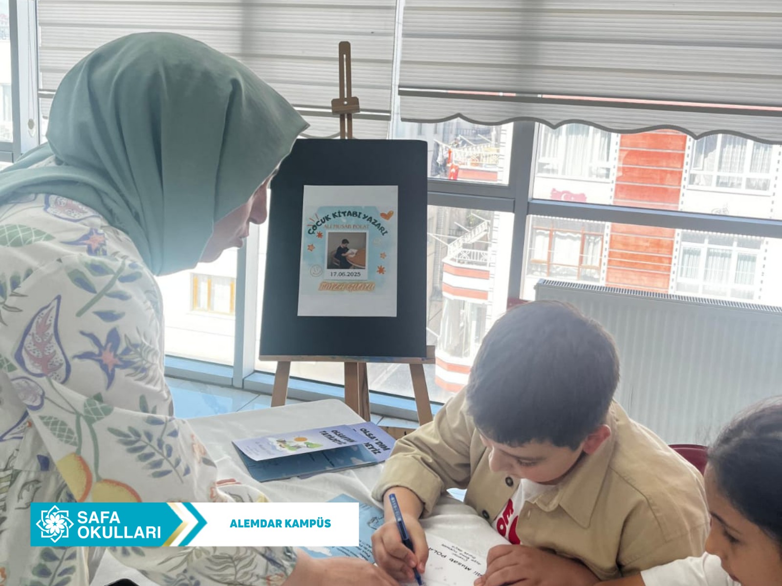 ÇOCUK YAZARIMIZLA İMZA GÜNÜ