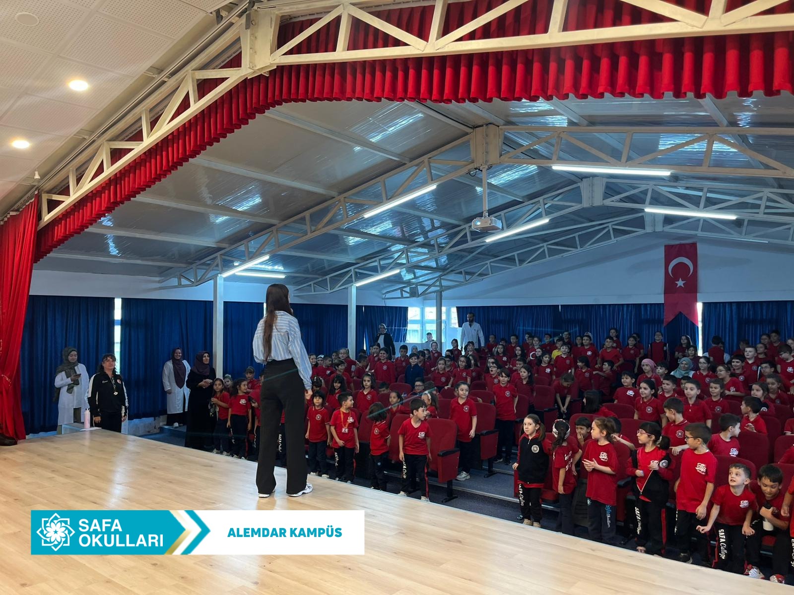 KULÜPLER TANITILDI, DERECELER ÖDÜLLENDİRİLDİ