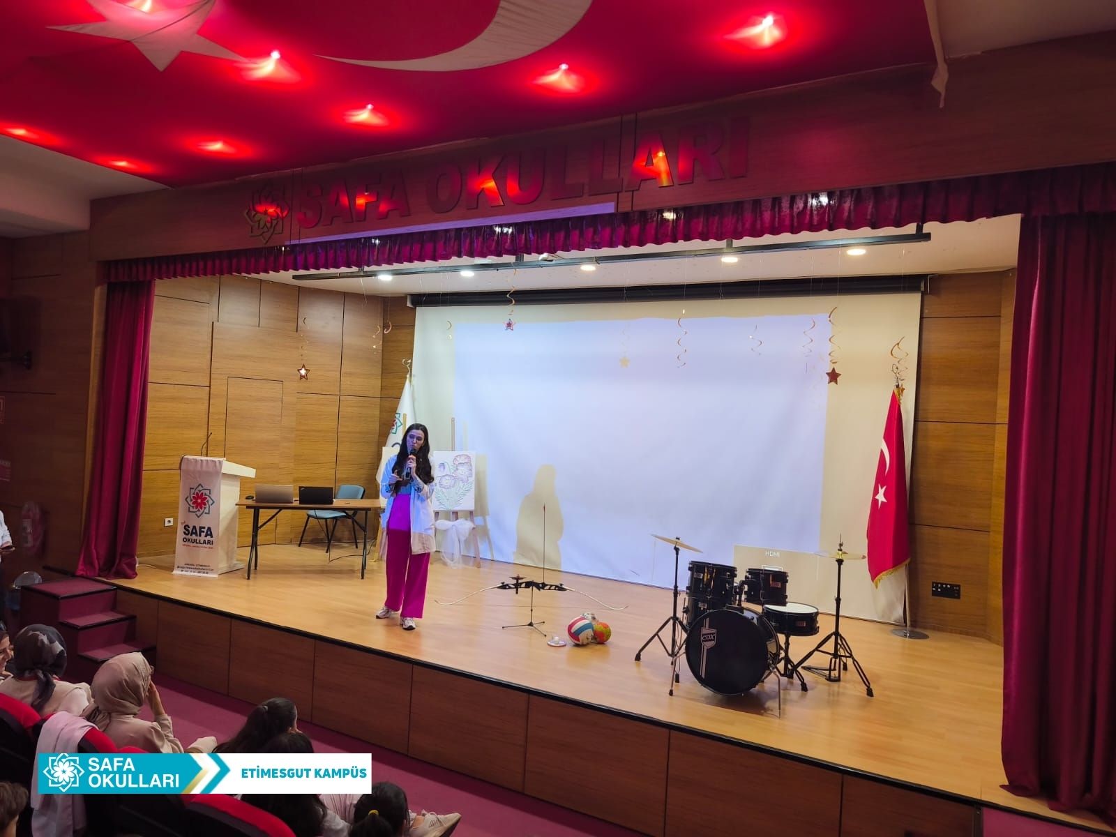 GELİŞİM YOLUNDA ÖĞRENCİLERİMİZİN YANINDAYIZ