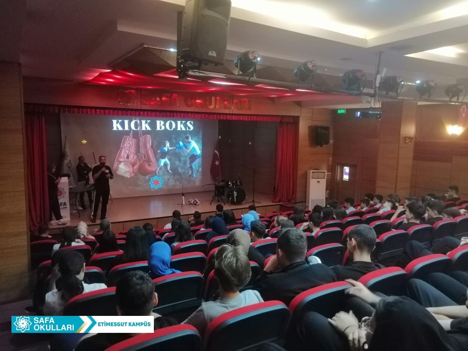 GELİŞİM YOLUNDA ÖĞRENCİLERİMİZİN YANINDAYIZ