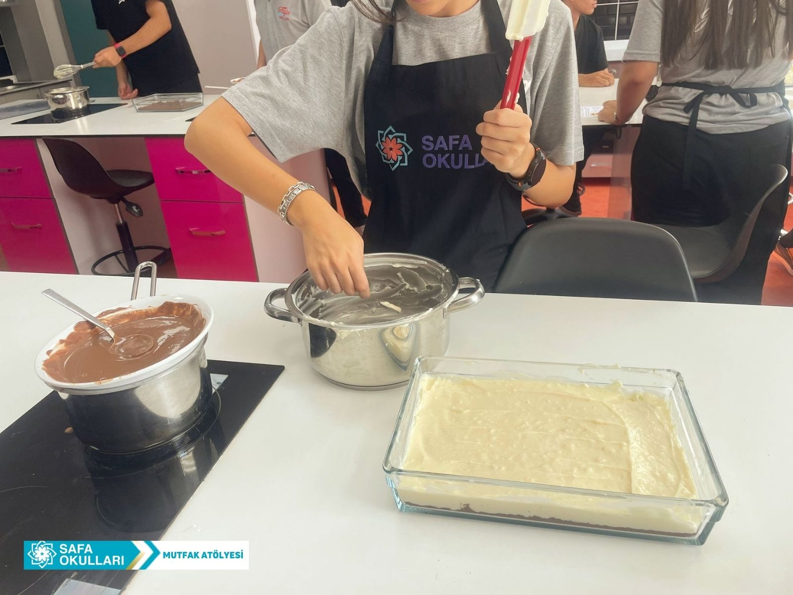 MUTFAK ATÖLYEMİZDE LEZZET VE KURALLAR BİR ARADA