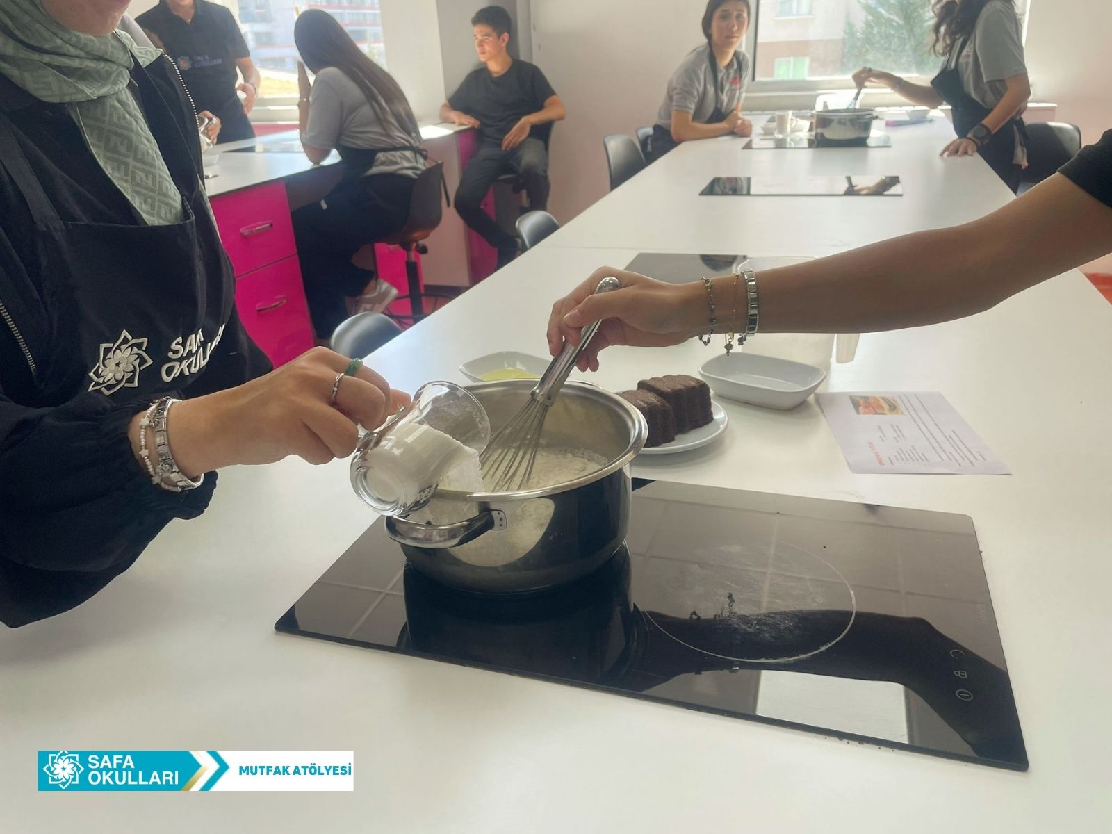 MUTFAK ATÖLYEMİZDE LEZZET VE KURALLAR BİR ARADA