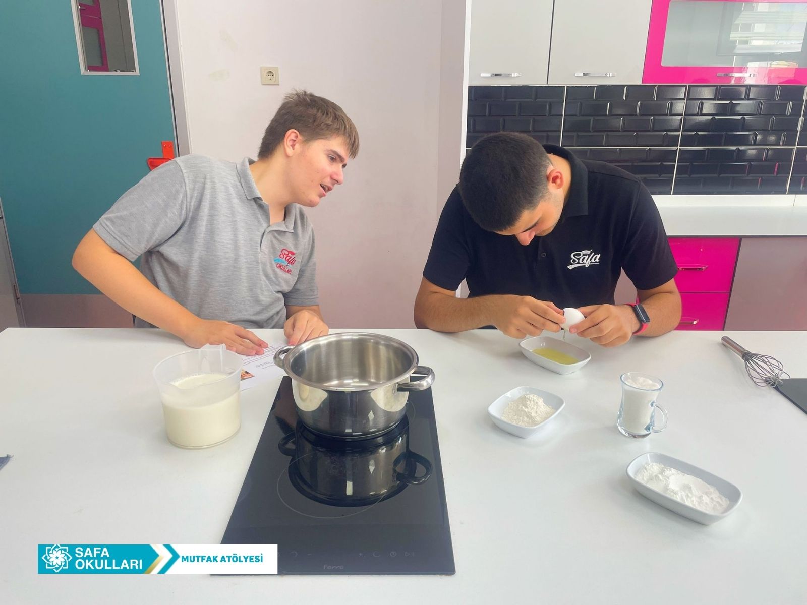 MUTFAK ATÖLYEMİZDE LEZZET VE KURALLAR BİR ARADA