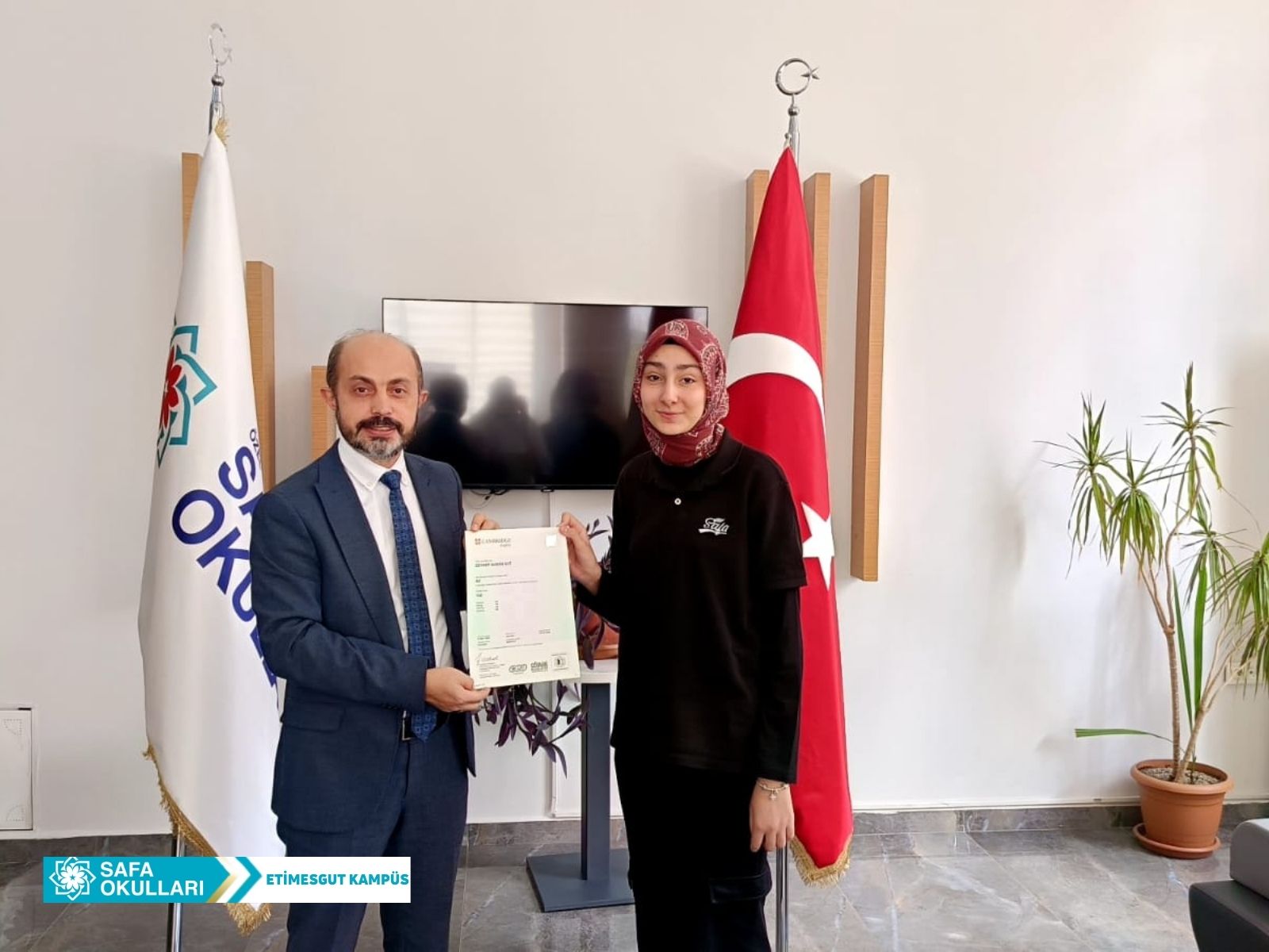 CAMBRIDGE BAŞARIMIZI GURURLA KUTLUYORUZ