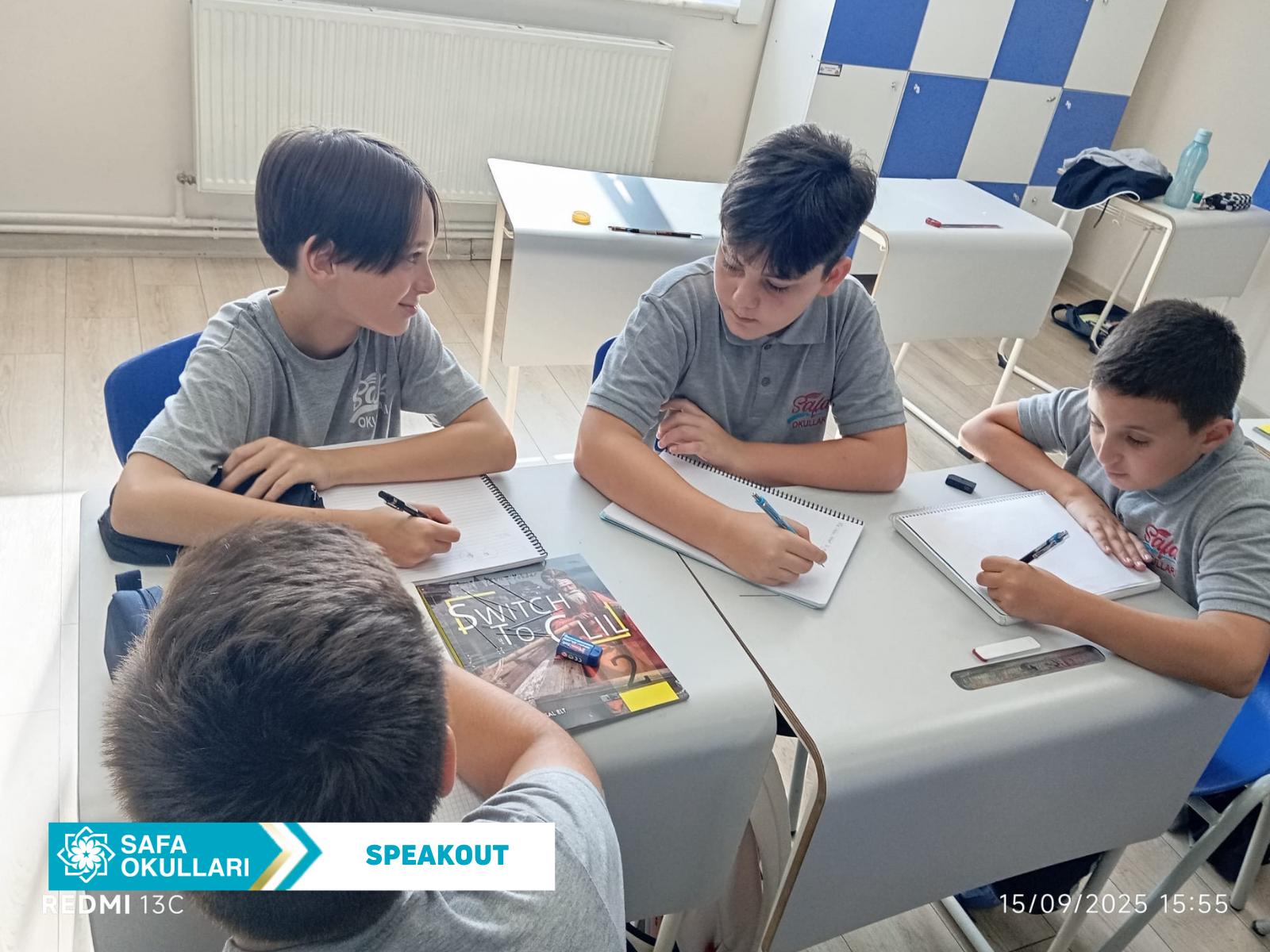 DİYALOGLARLA İNGİLİZCE ÖĞRENİYORUZ