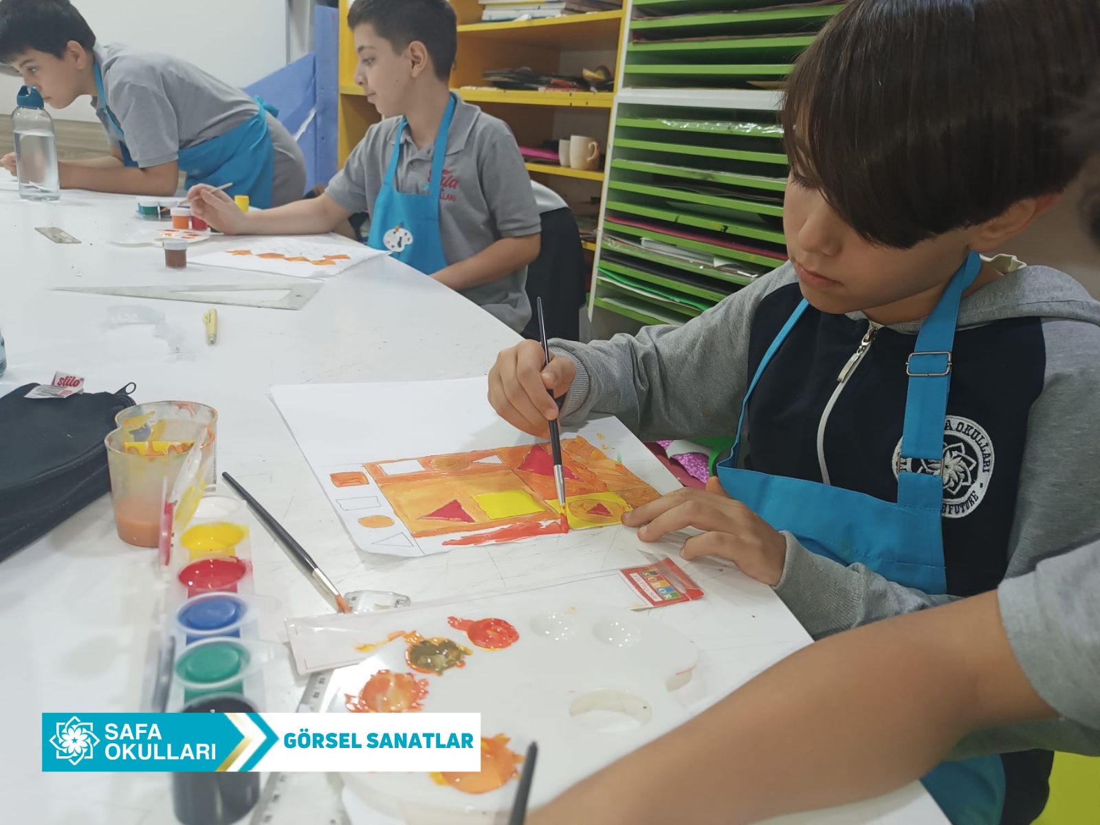 GÖRSEL SANATLAR ATÖLYESİ