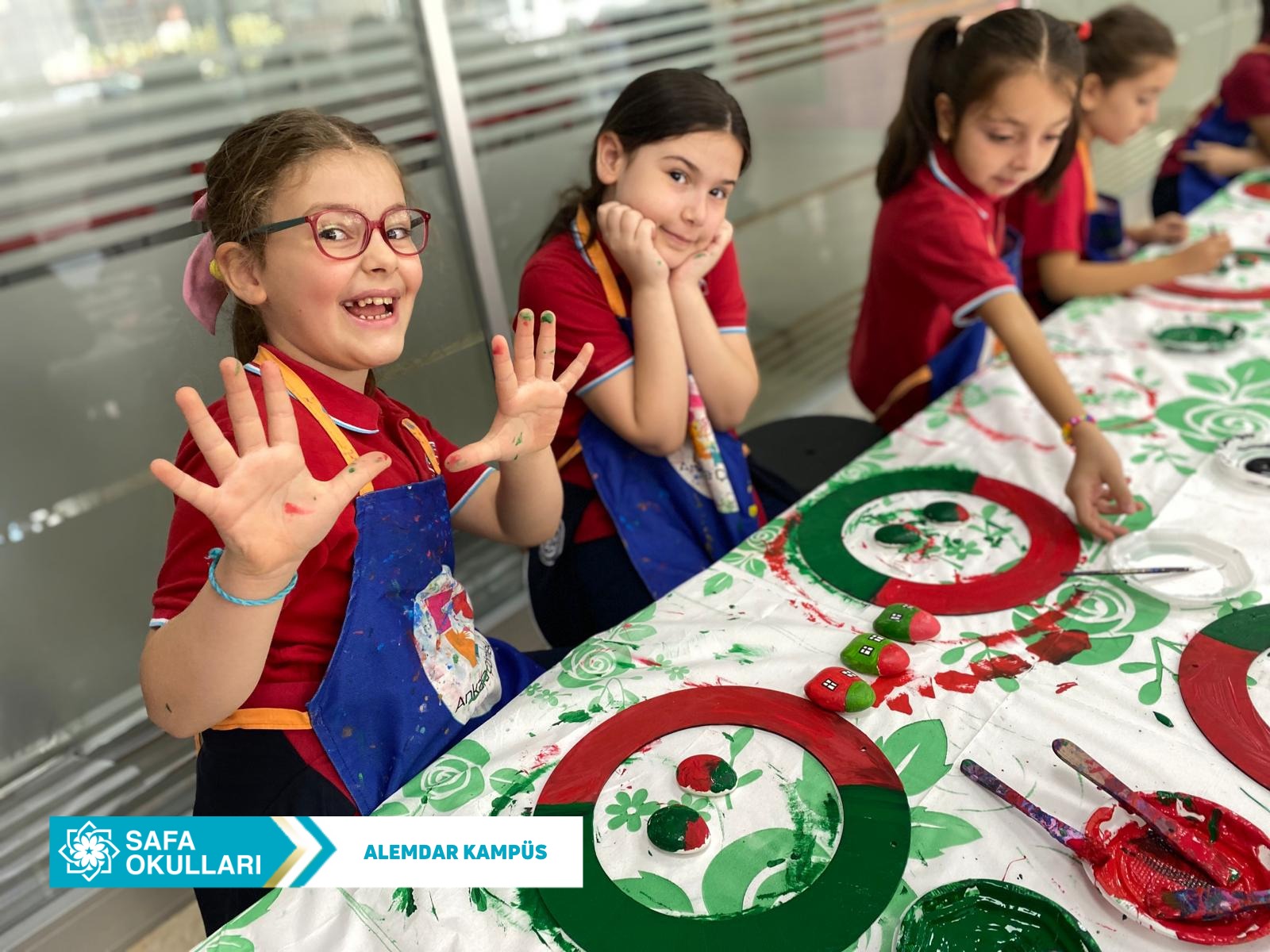 TAŞ BOYAMA ATÖLYESİ