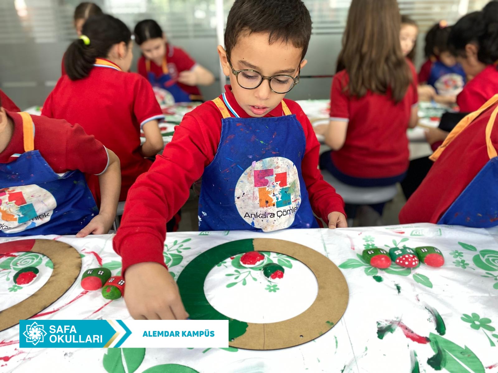 TAŞ BOYAMA ATÖLYESİ