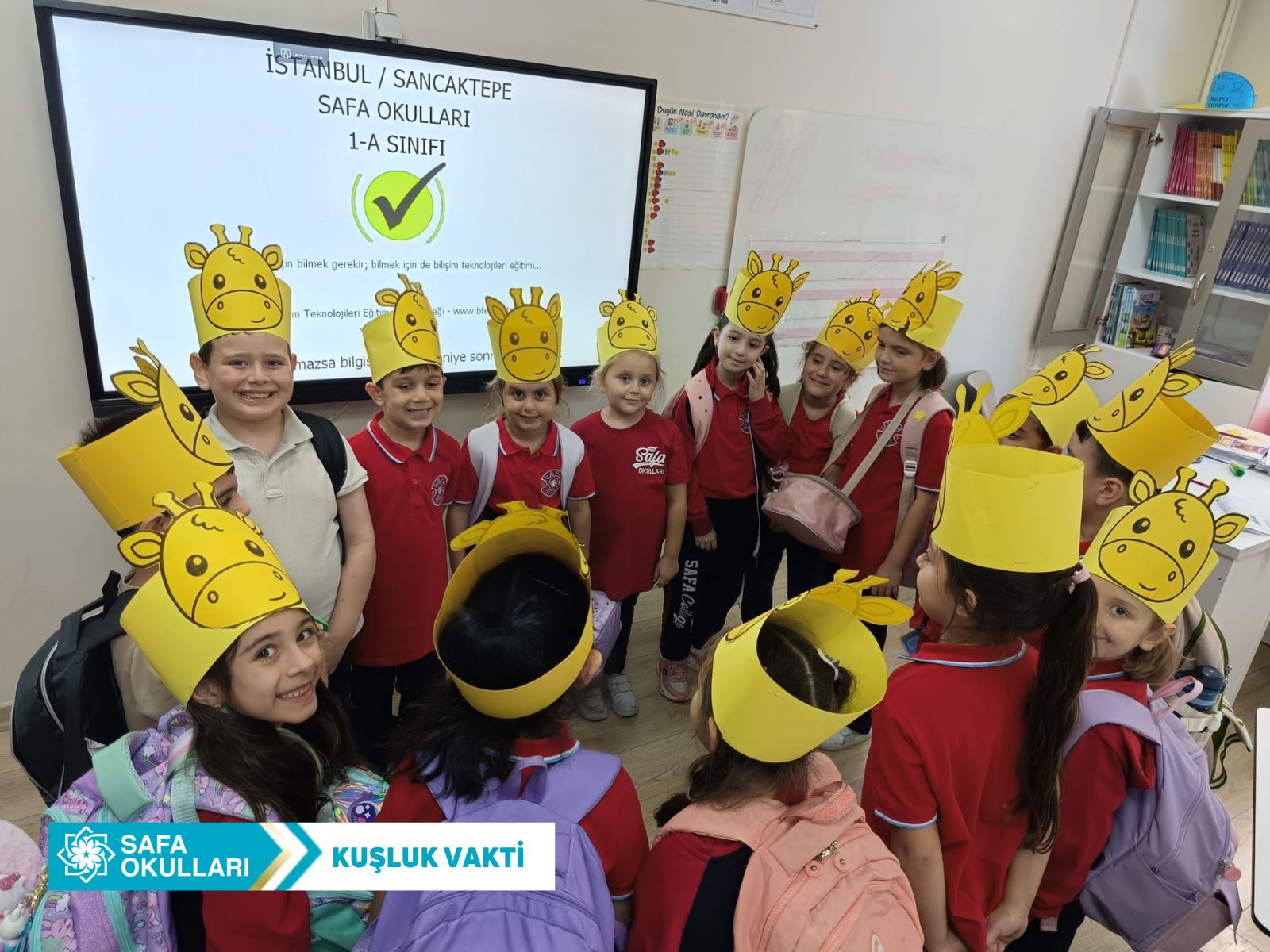 KUŞLUK SAATİNDE ZÜRAFA ETKİNLİĞİ