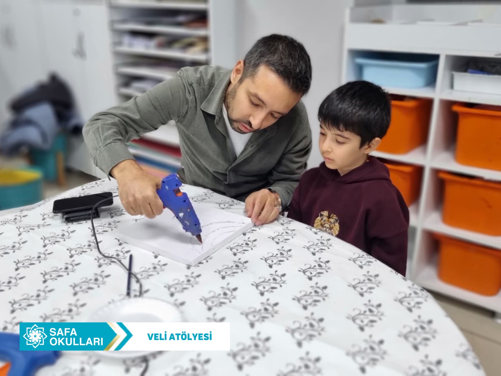 AİLEMLE SANAT ATÖLYESİ