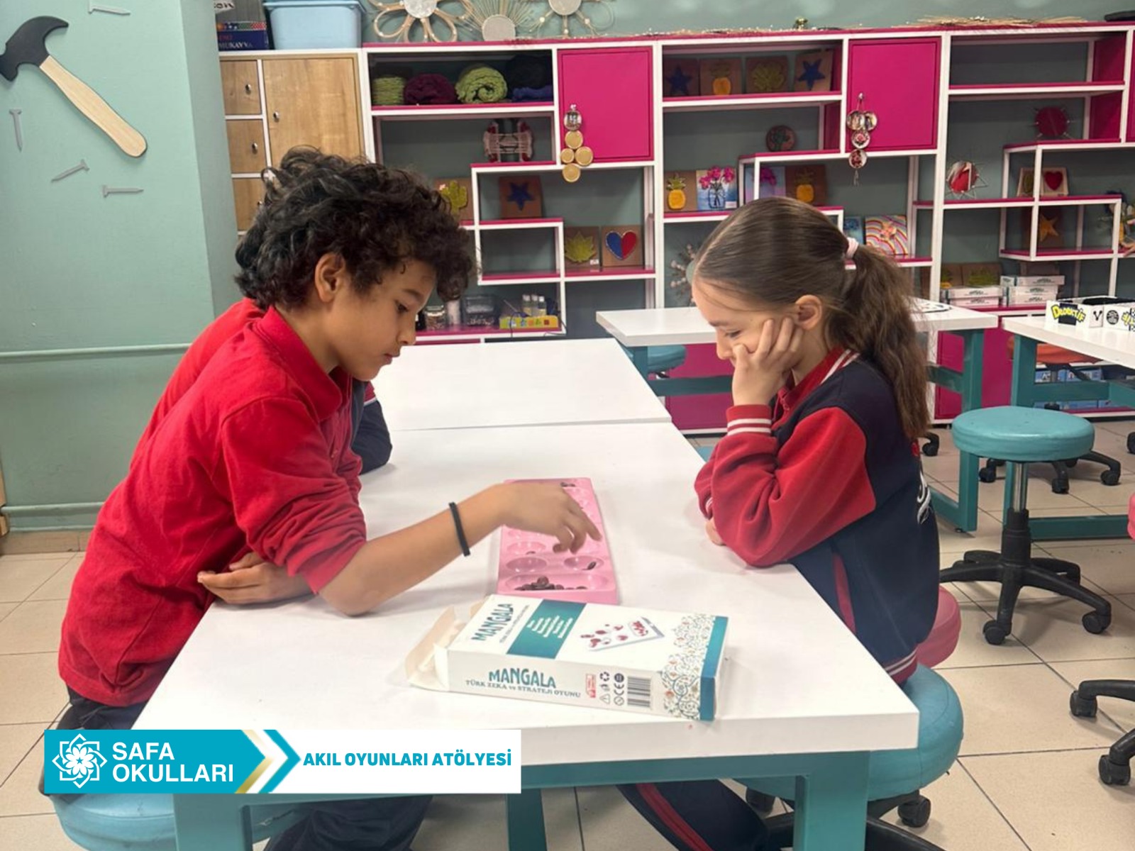 AKIL OYUNLARI ATÖLYESİ