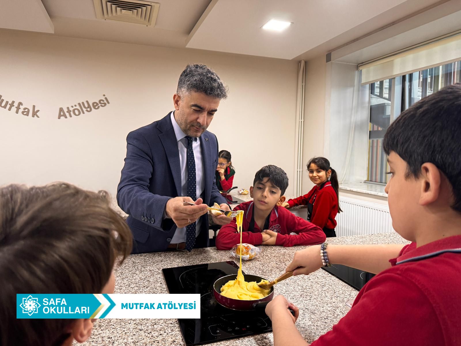 WhatsApp Image 2025-12-22 at 17.20.14