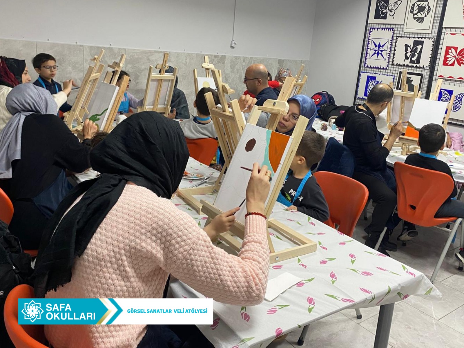 GÖRSEL SANATLAR VELİ ATÖLYESİ