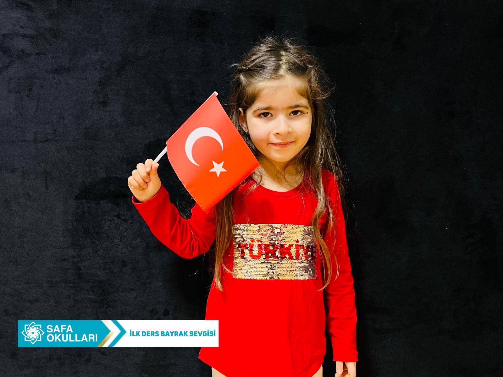 Yeni dönemin ilk dersi: Bayrak Sevgisi! 