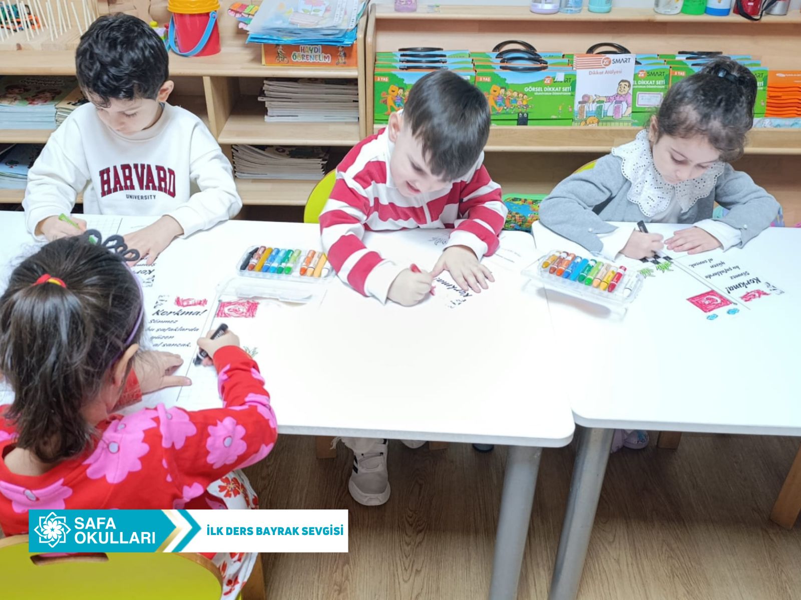 Yeni dönemin ilk dersi: Bayrak Sevgisi! 