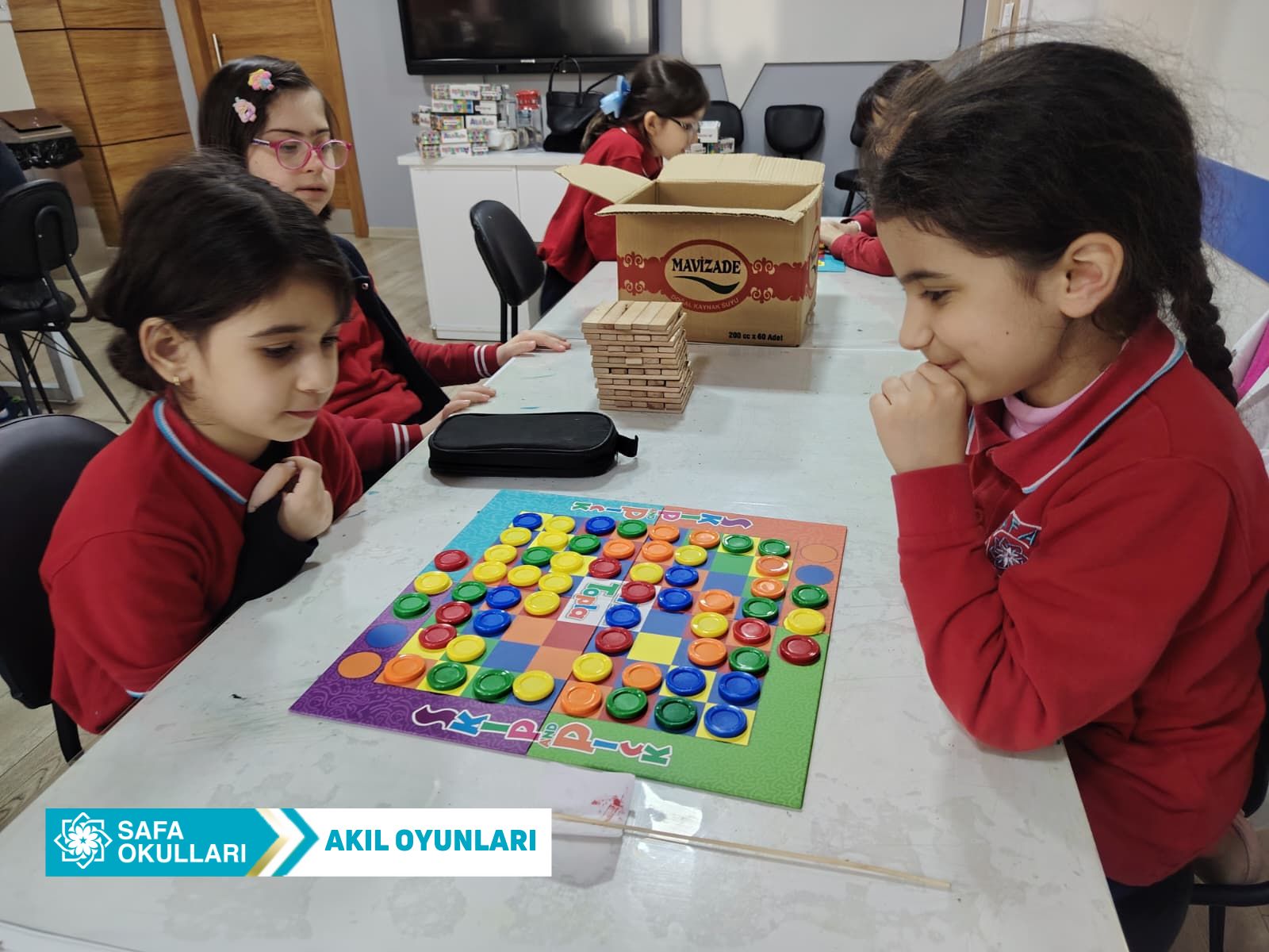 AKIL OYUNLARI ATÖLYESİ