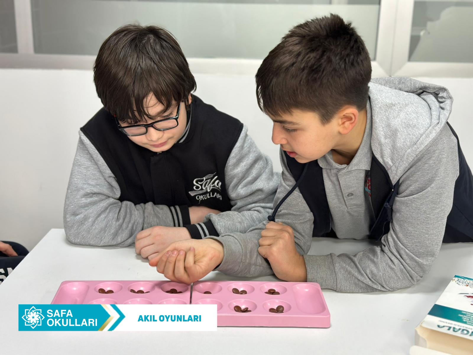 AKIL OYUNLARI ATÖLYESİ