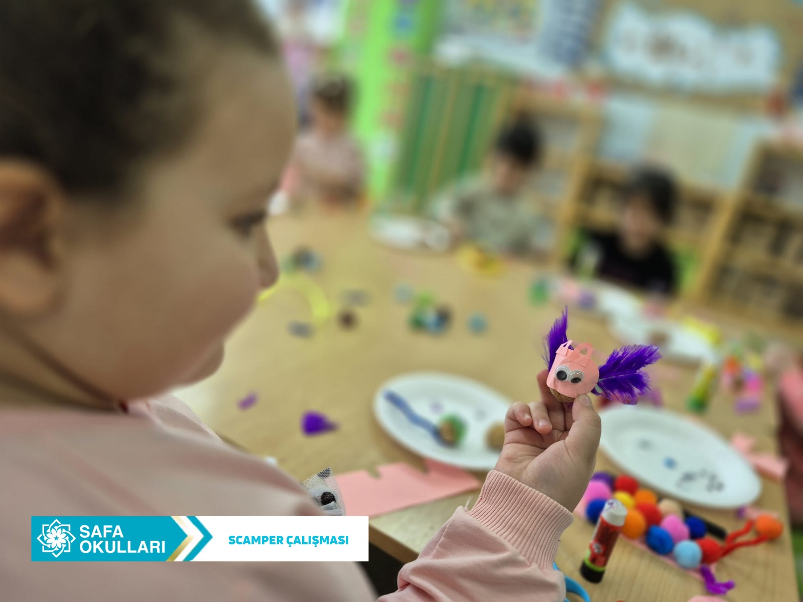 SCAMPER SAATİ: “BİR MATERYAL, BİN FİKİR”