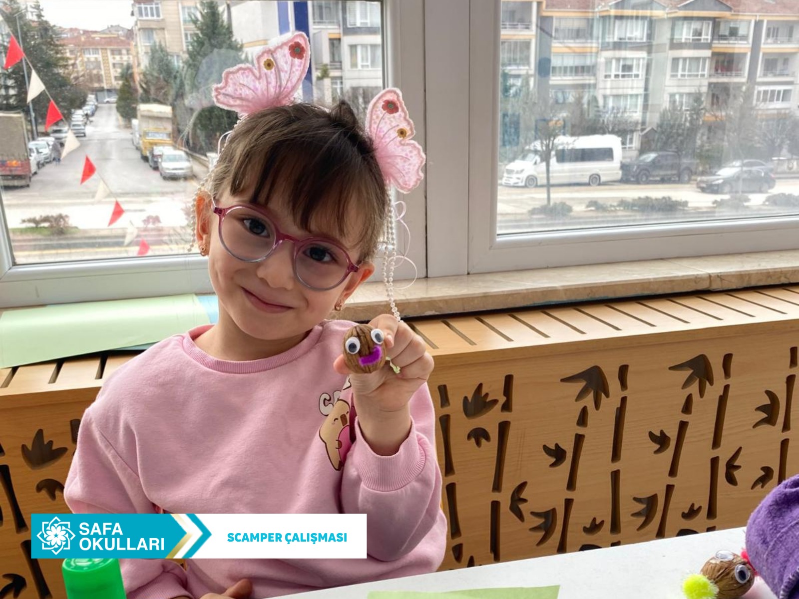 SCAMPER SAATİ: “BİR MATERYAL, BİN FİKİR”