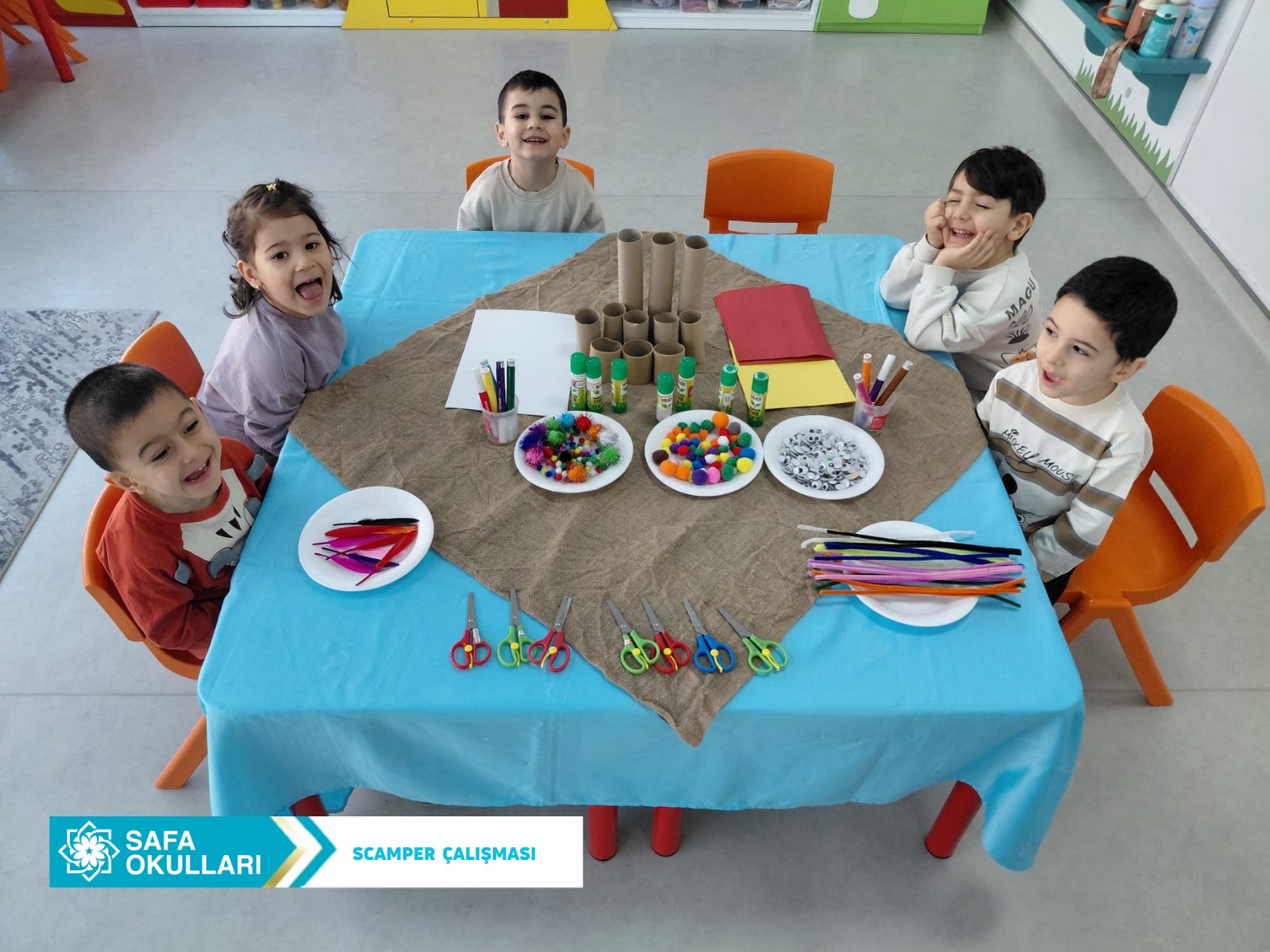 SCAMPER SAATİ: “BİR MATERYAL, BİN FİKİR”