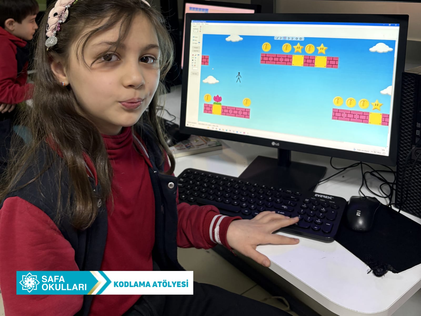 KÜÇÜK YAŞTA ÜRETMENİN MUTLULUĞU