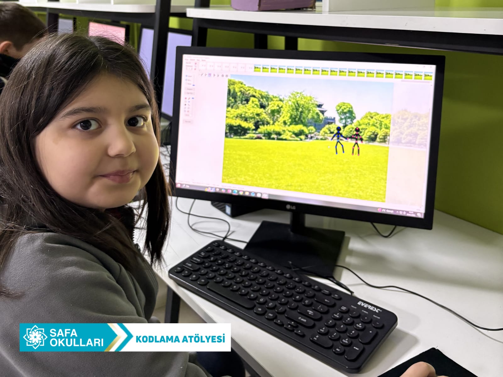 KÜÇÜK YAŞTA ÜRETMENİN MUTLULUĞU