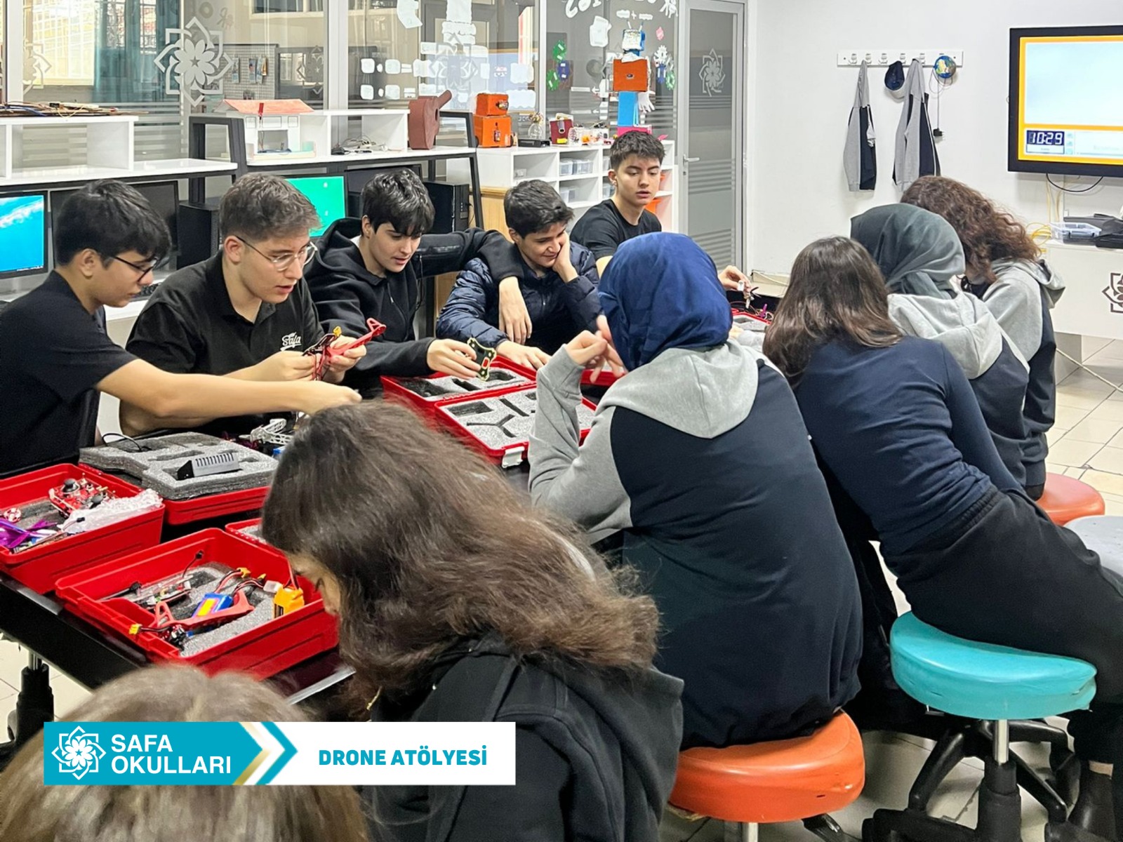 DRONE ATÖLYESİNDE NELER OLUYOR