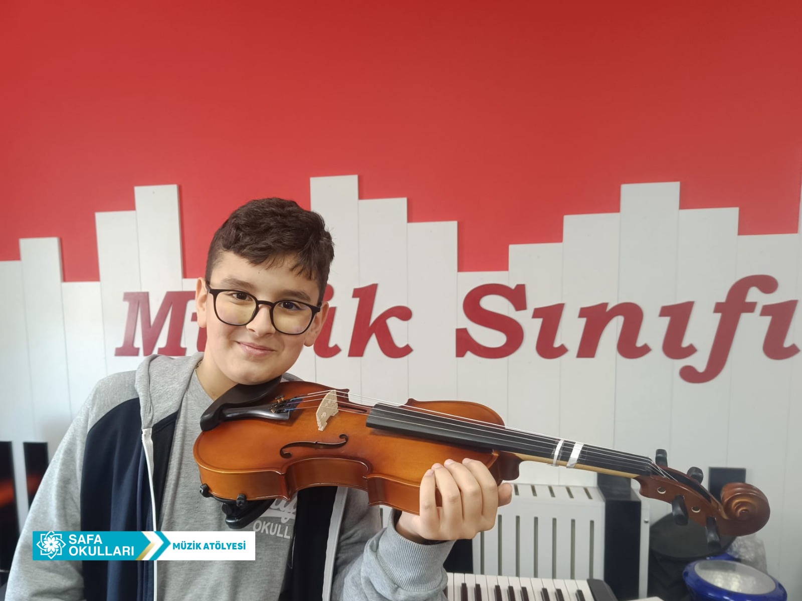 MÜZİK DERSİMİZDE KEMANI TANIYORUZ 