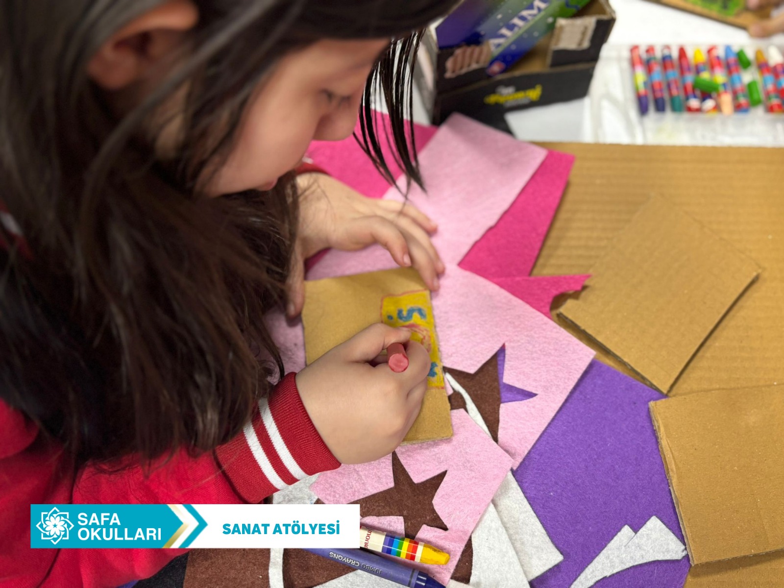 HEYALDEN TASARIMA: MİNYATÜR EVLER ATÖLYESİ