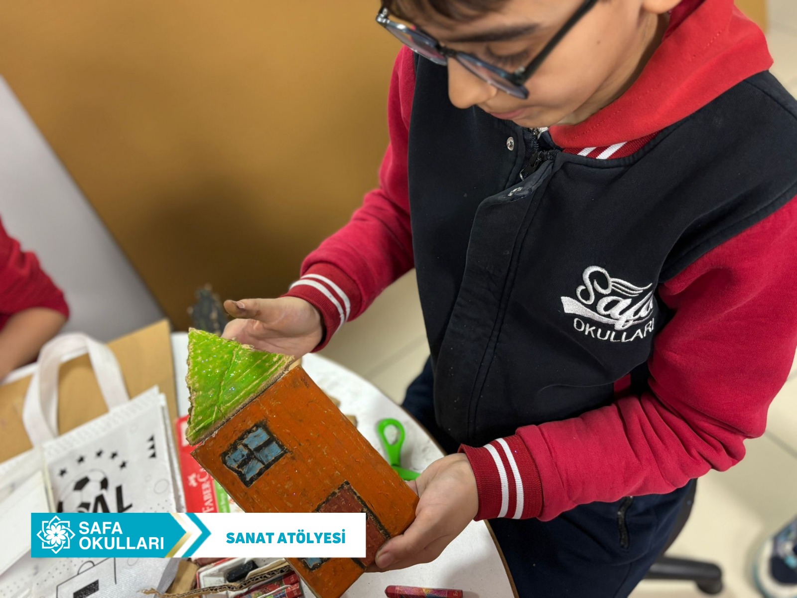 HEYALDEN TASARIMA: MİNYATÜR EVLER ATÖLYESİ