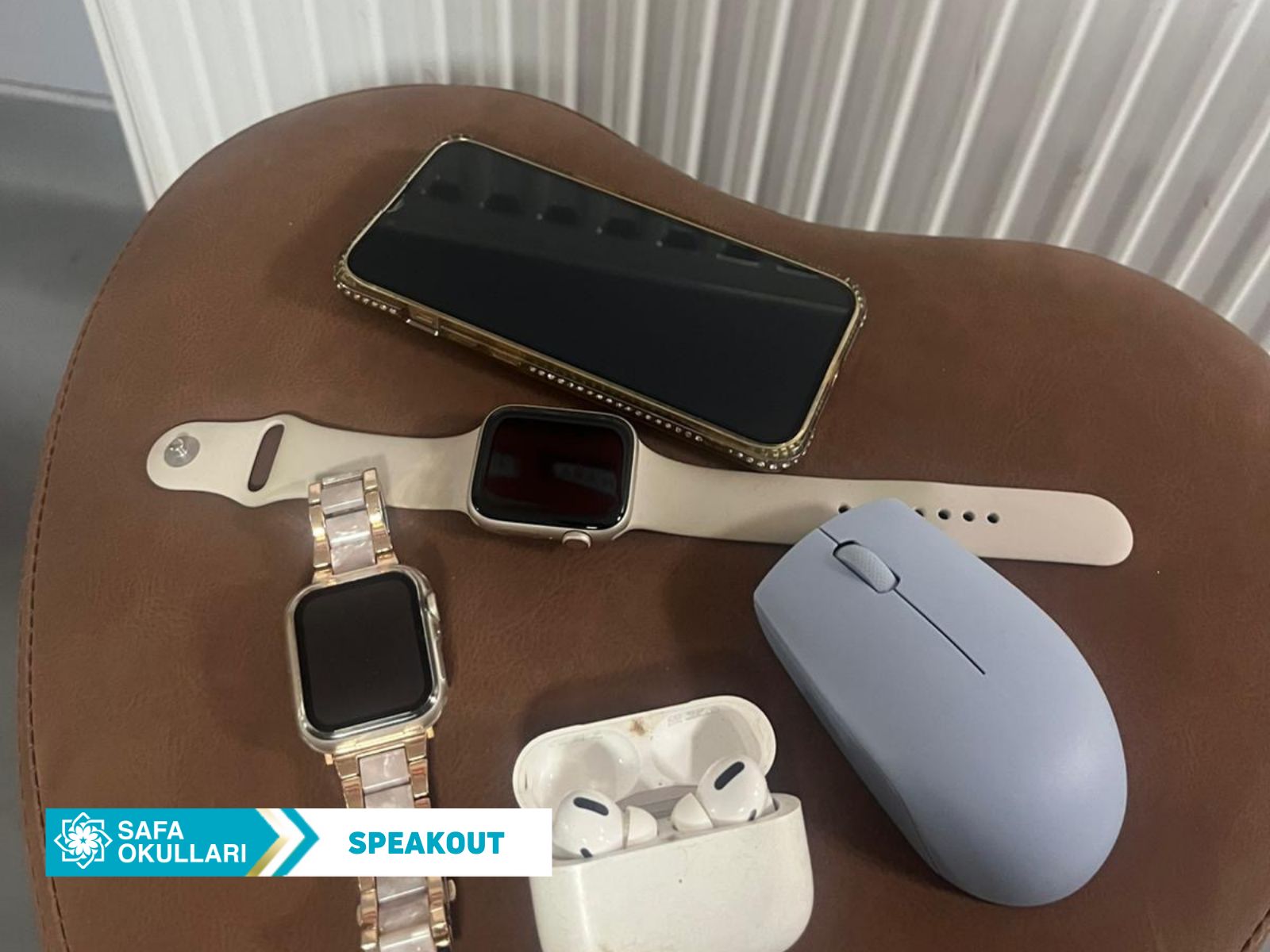 SPEAKOUT’TA TEKNOLOJİ VE İLETİŞİM