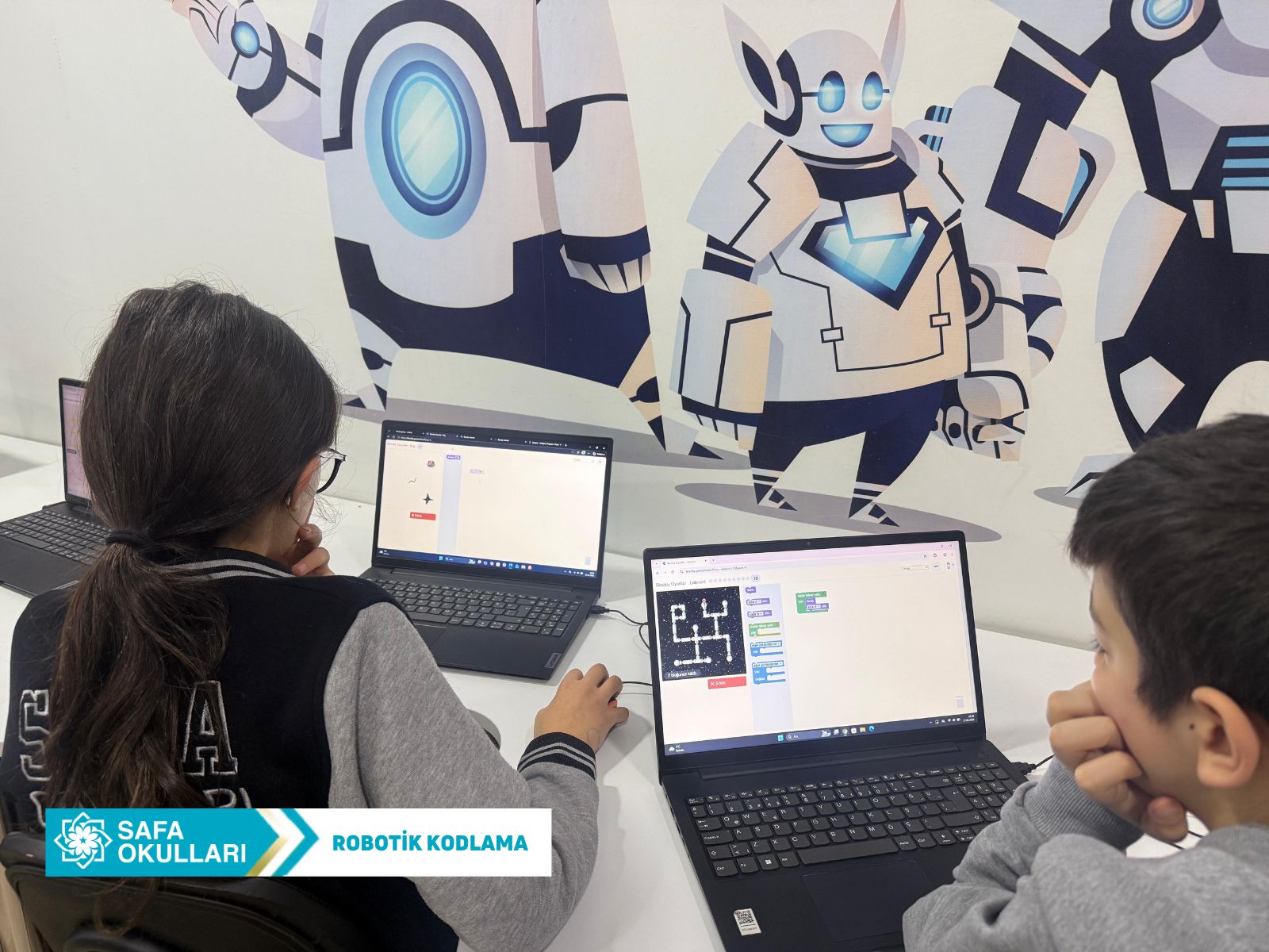 ROBATİK KODLAMA DERSLERİMİZDEN KARELER